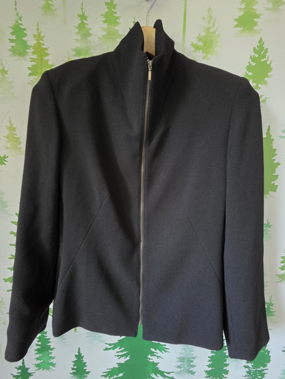 Garfield & Marks Black Zip-Front Blazer Jacket